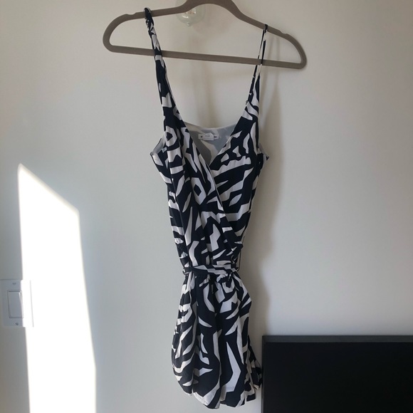 Club Monaco 100% Silk Zebra Rompers - Picture 5 of 6